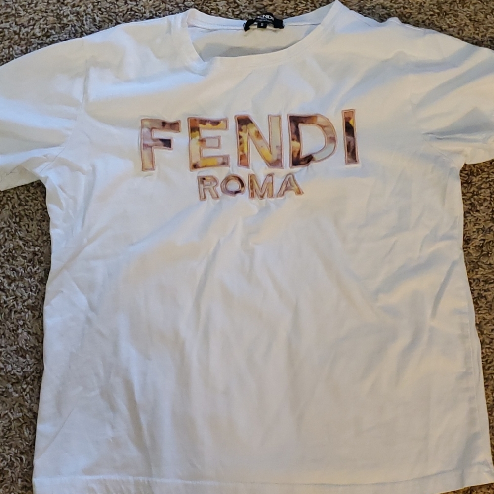 Fendi Roma women's sz small shirt